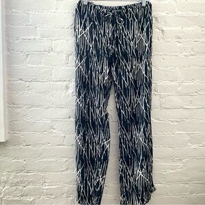 Hands To Hearts Wide Leg Flowy Pants Size Small Blue White Print
